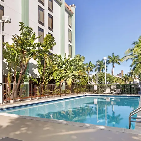 Best Western Plus Kendall Hotel & Suites-2